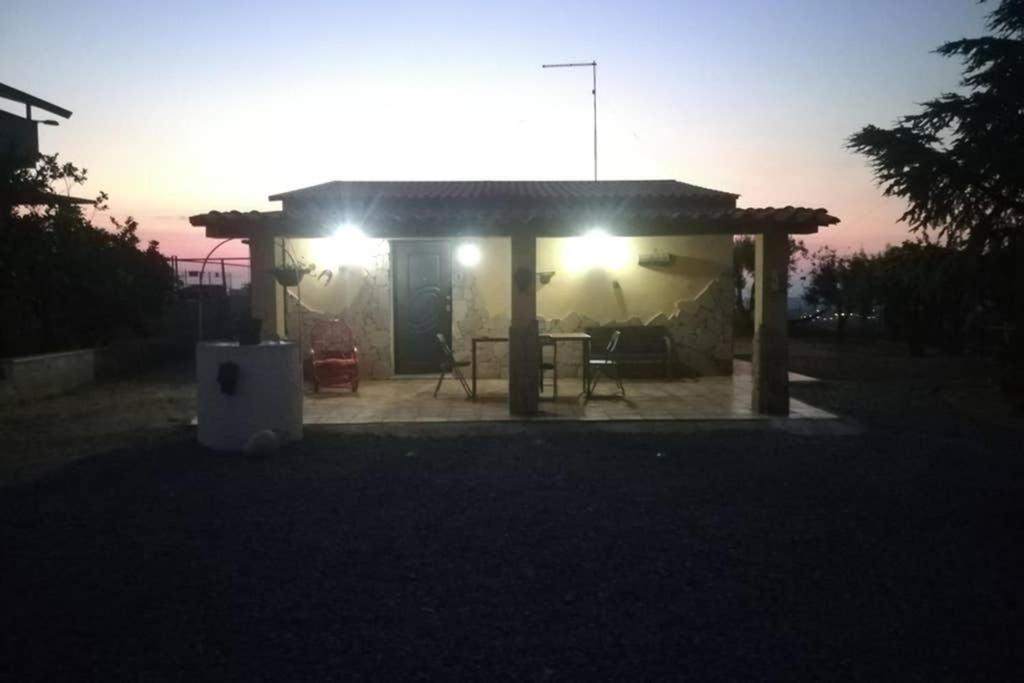 Villa Emma Con Panorama Etna A 10 Minuti Dal Mare 伦蒂尼 外观 照片